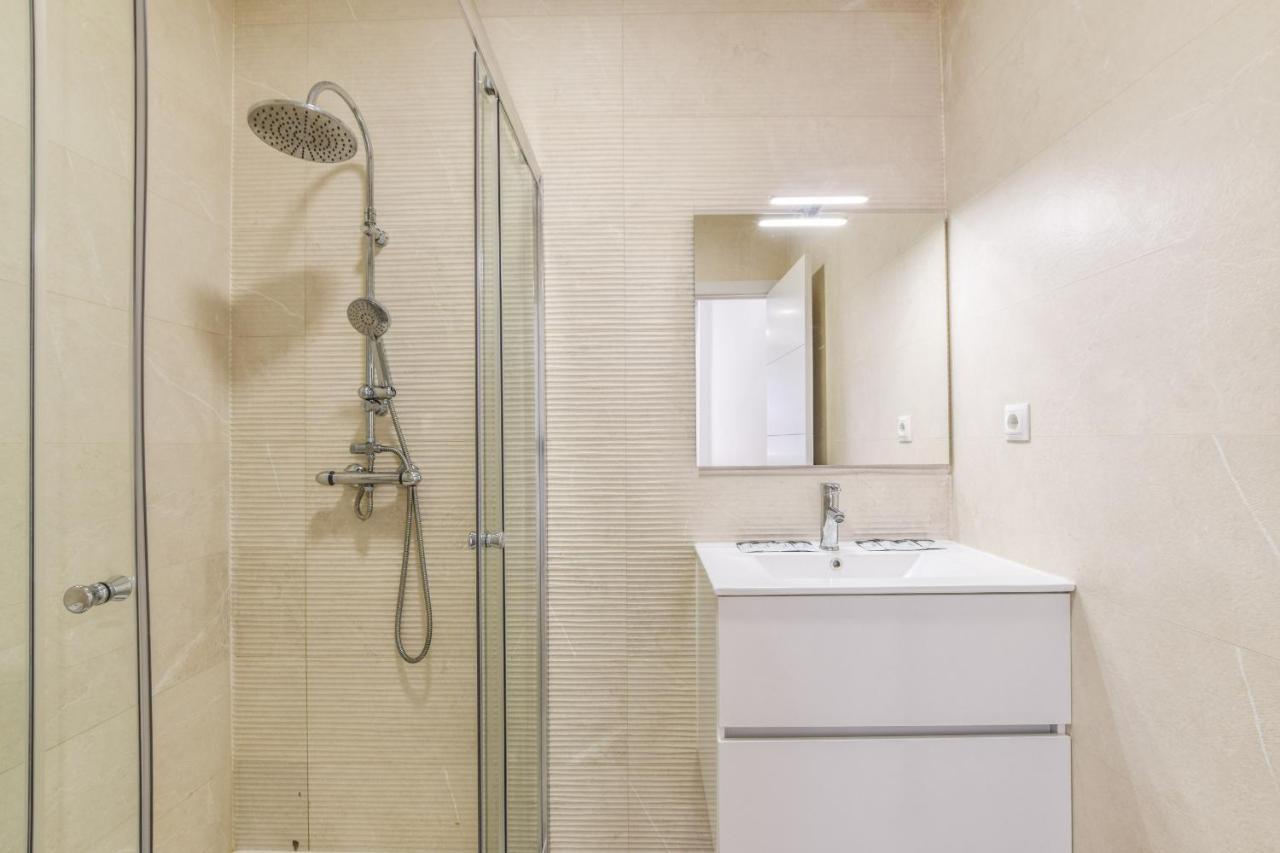 Apartamentos Reformados En Vallecas Madrid Extérieur photo